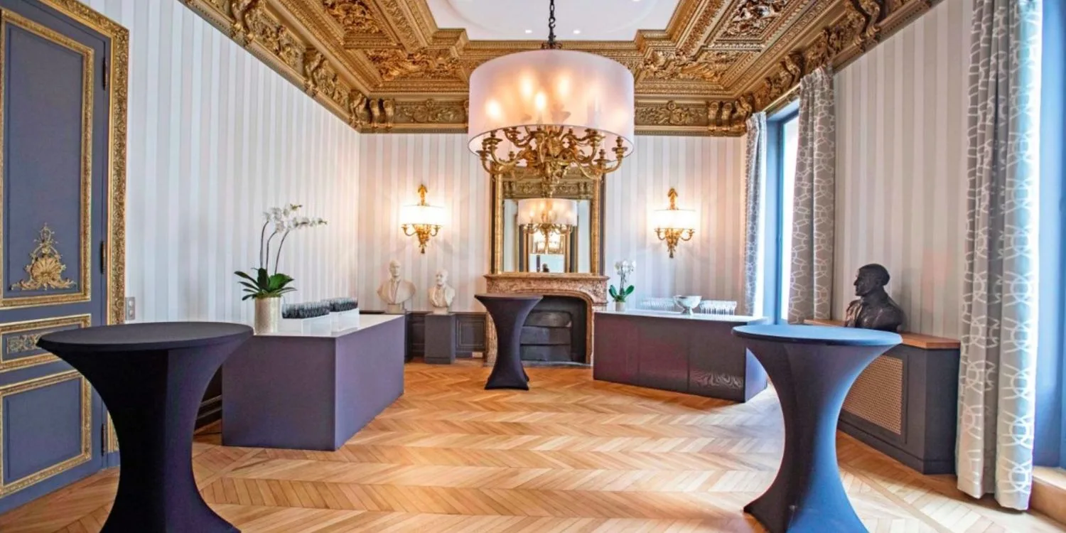 Consultation de voyance en soirée privée