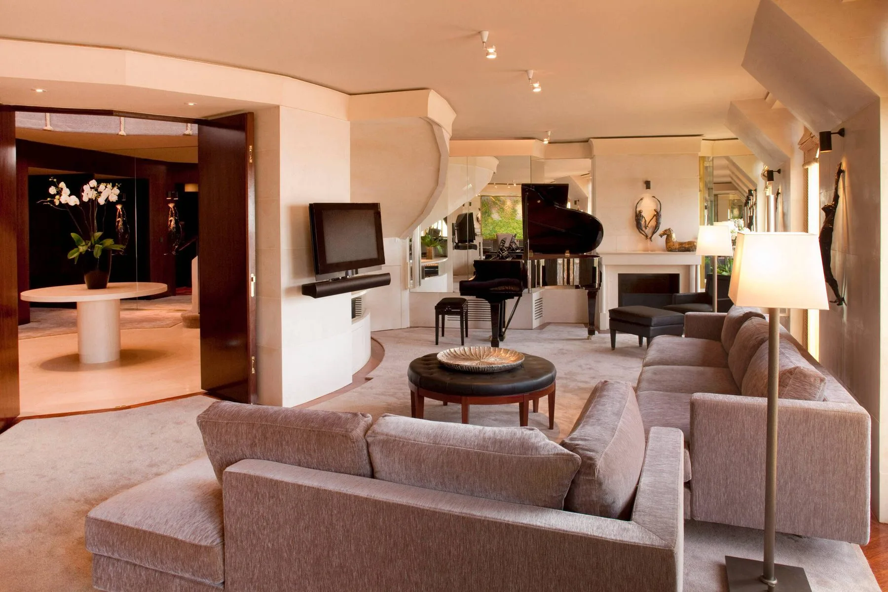 Sévy Voyance lors d'une soirée privée